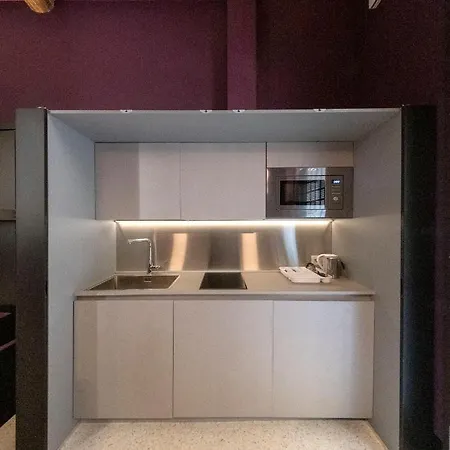 Apart-hotel Poli 2*