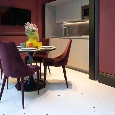 Apart-hotel Poli