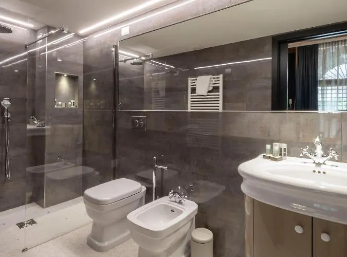 Apartmanhotel Poli 4*