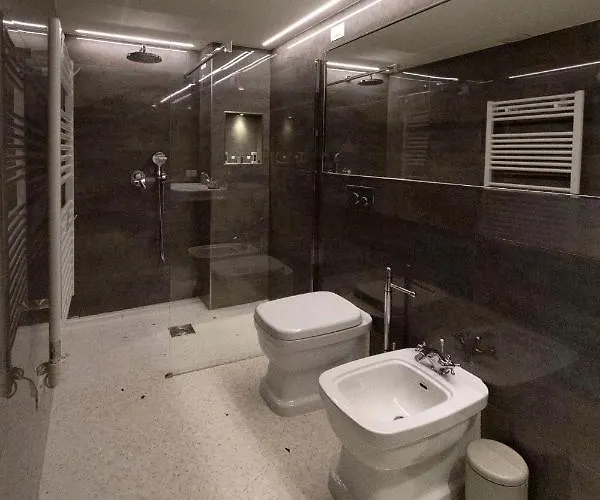 Apartmanhotel Poli Velence