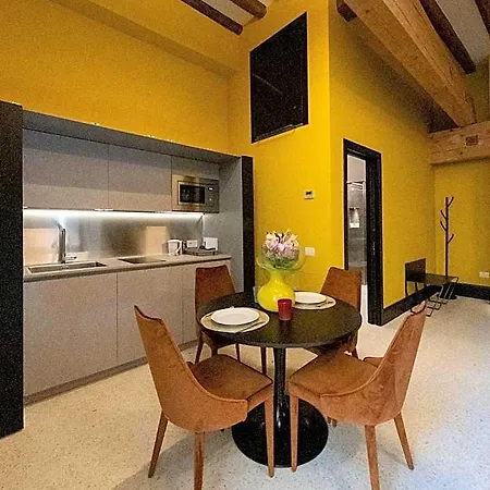 Apartahotel Poli