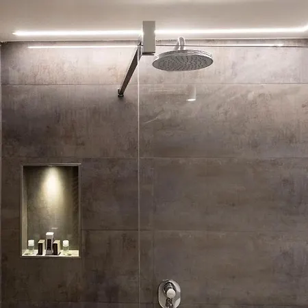 Poli מלון דירות